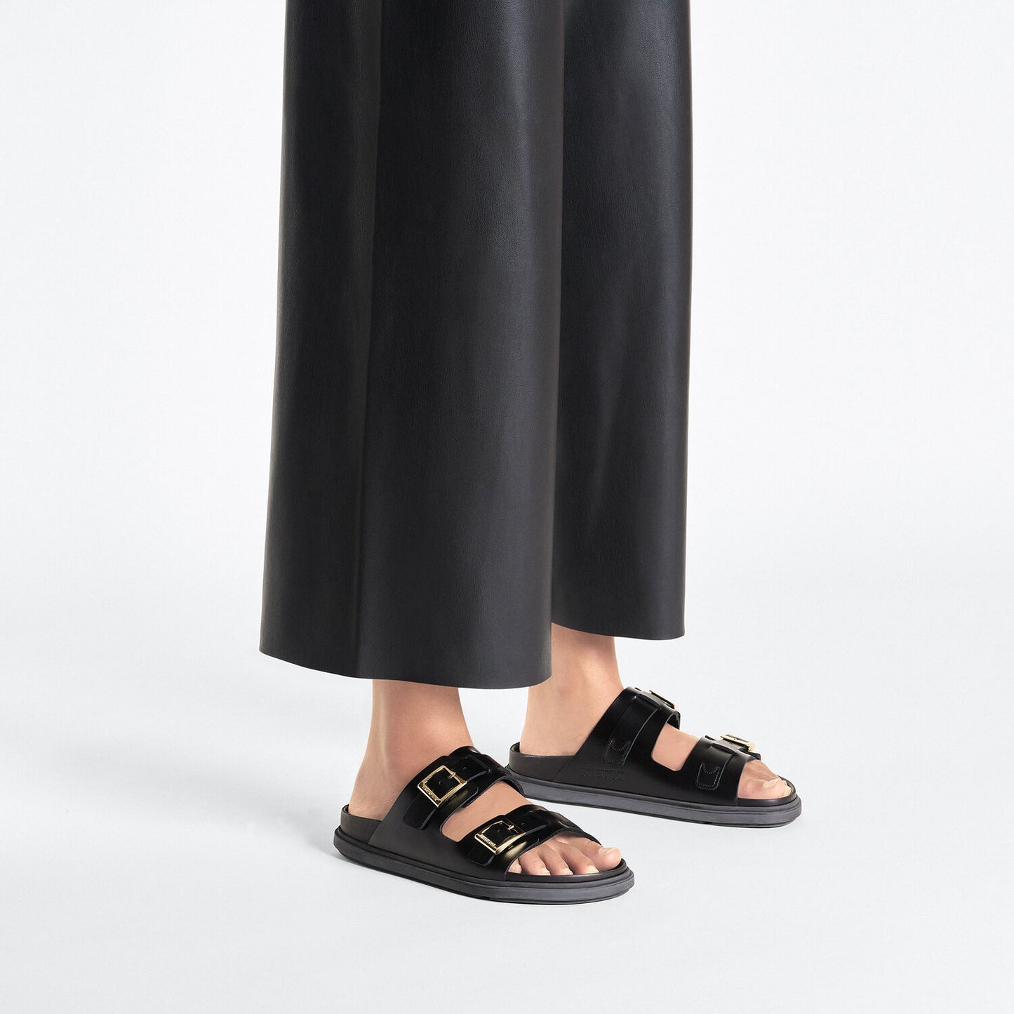 St Barths Sandal in Black Leather