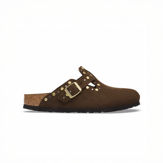 Boston Rivet in Carafe Suede