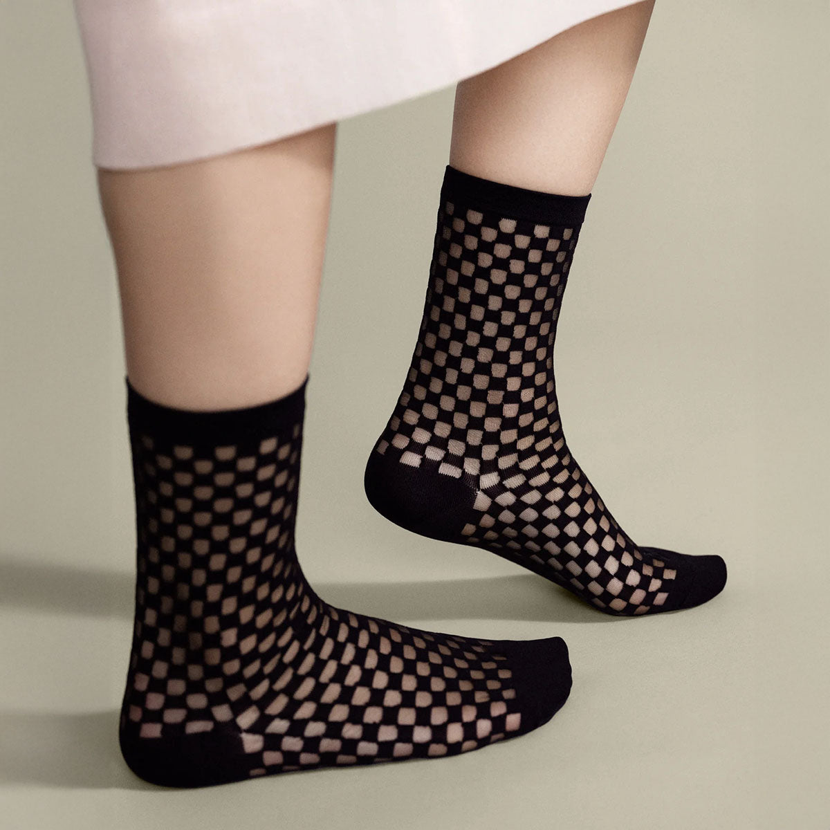 Anise Sheer Crew Sock in Black