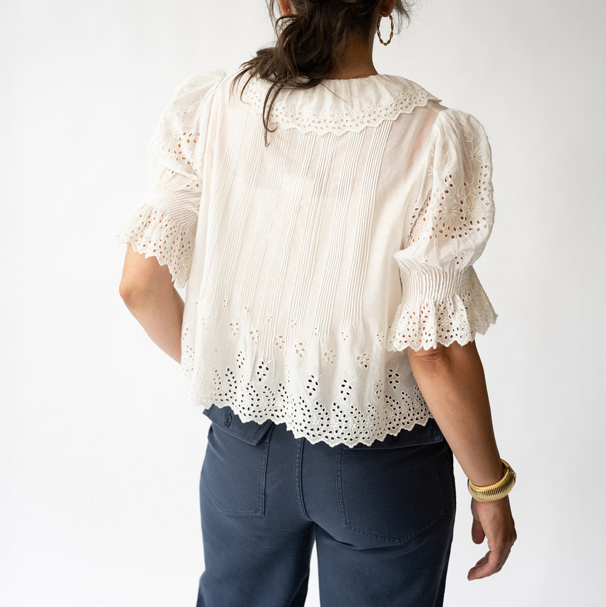 Henri Top in Salt Eyelet