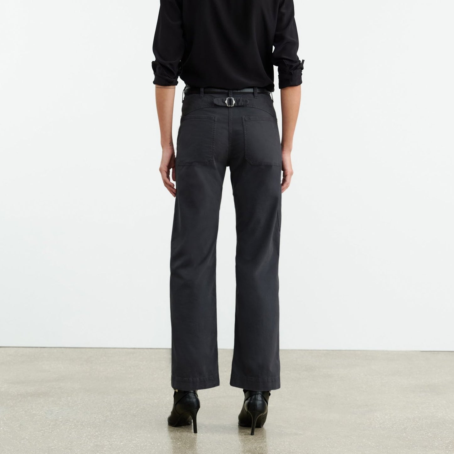 Tibault Twill Trouser in Carbon