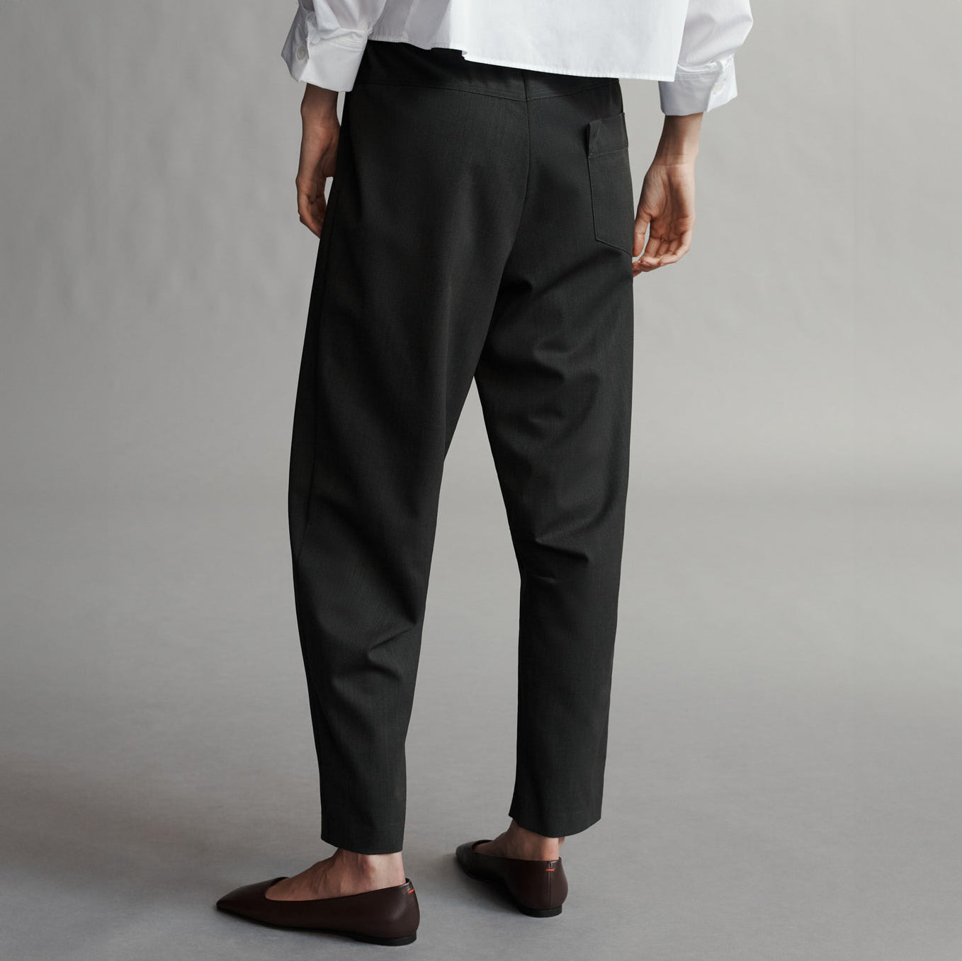 Jetties Beach Pant in Military Twill