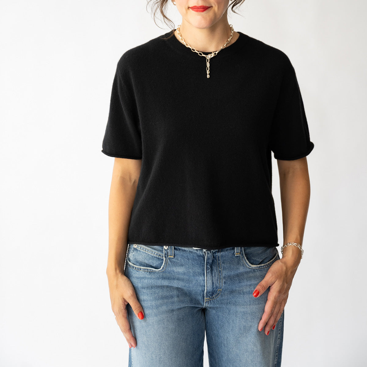 Cila T-Shirt in Black