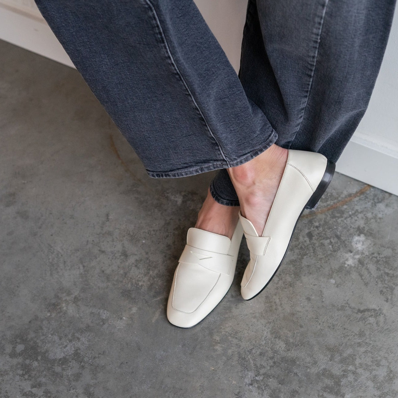 Placket Leather Loafer in Ecru