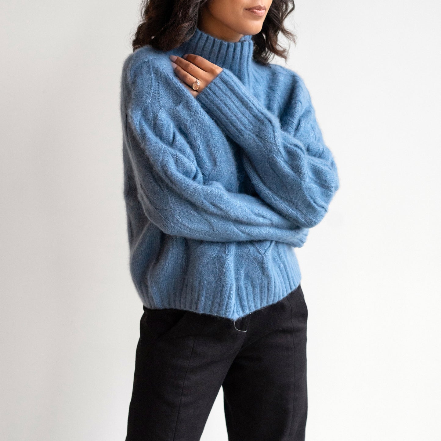 Chunky Turtleneck in Blue Fog