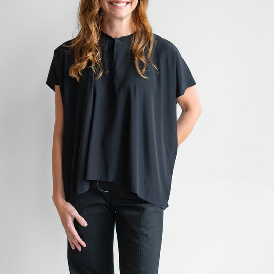 Rae Poncho Top in Black