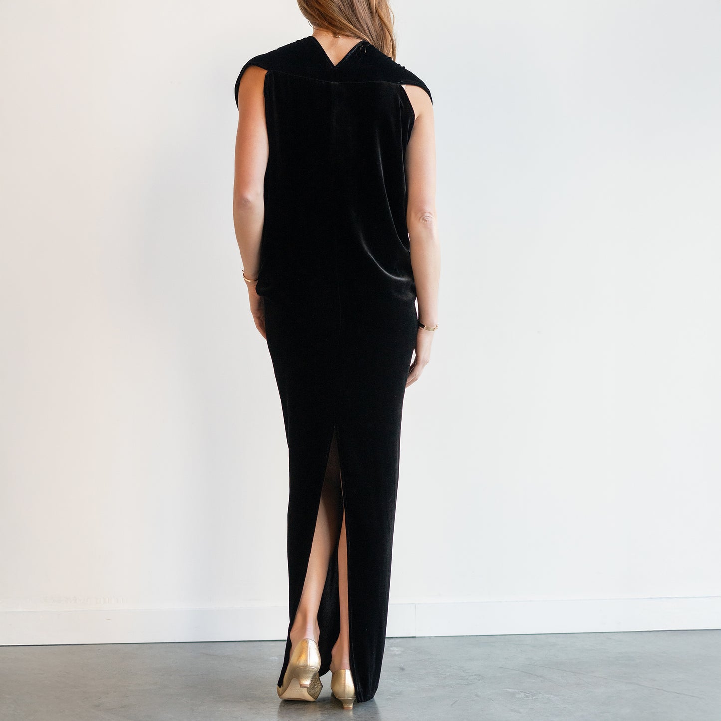 Issa Long Velvet Dress in Black