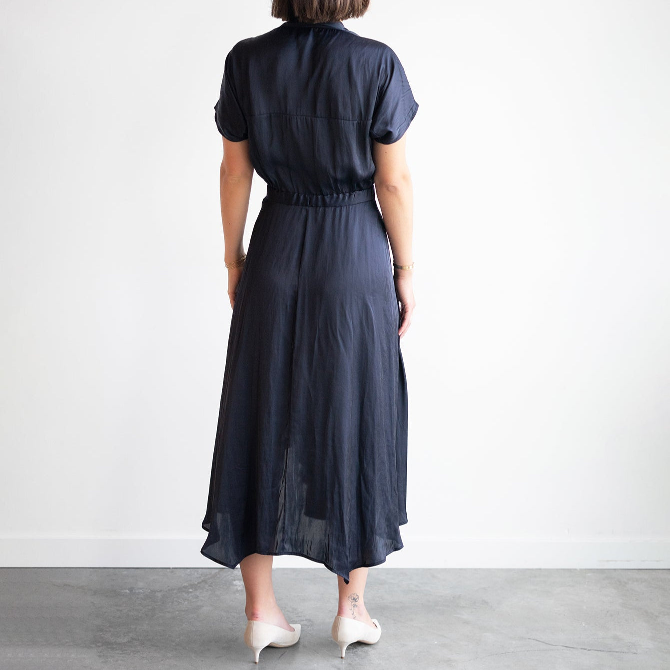 Maki Wave Dress in Navy