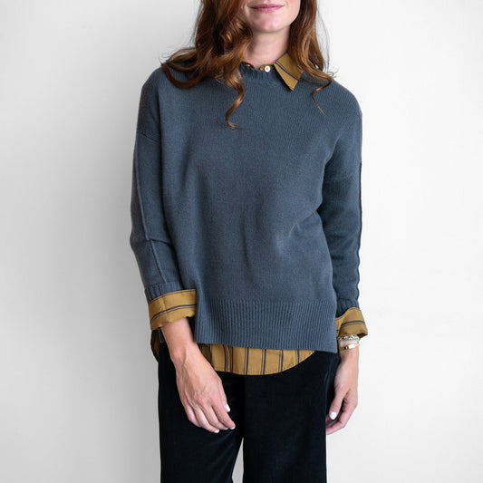 Crew Pullover in River Slate