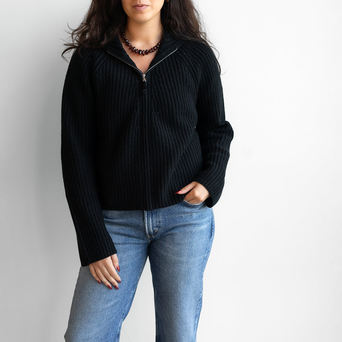 Zip Up Cardigan in Black