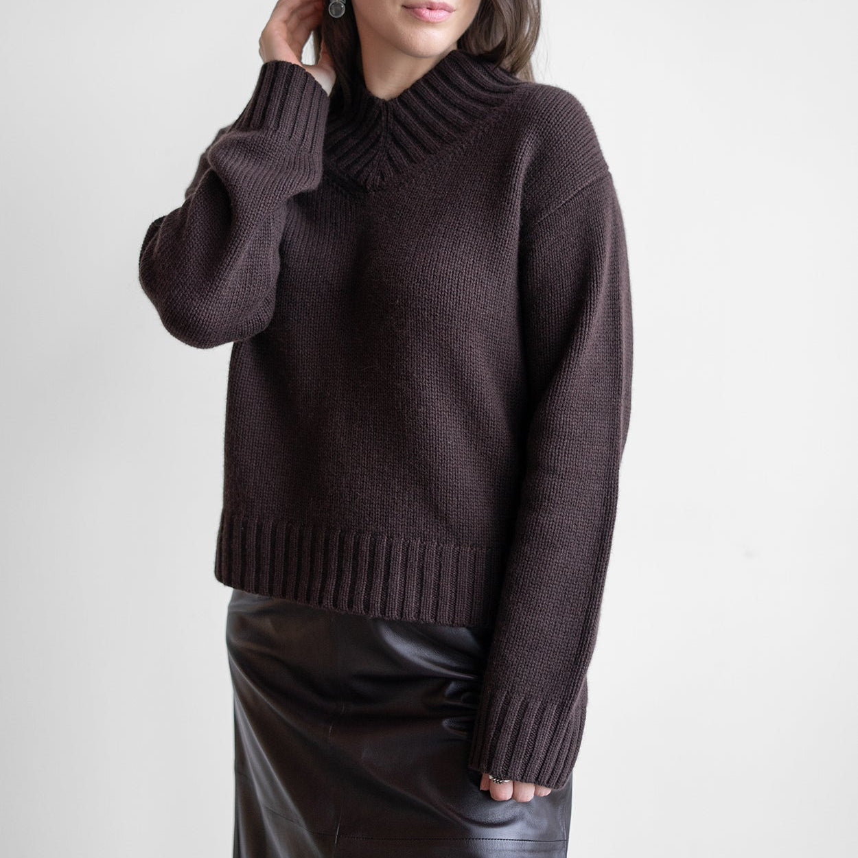 Vee Sweater in Ebony Brown