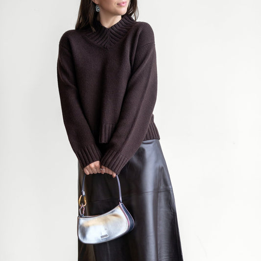 Vee Sweater in Ebony Brown