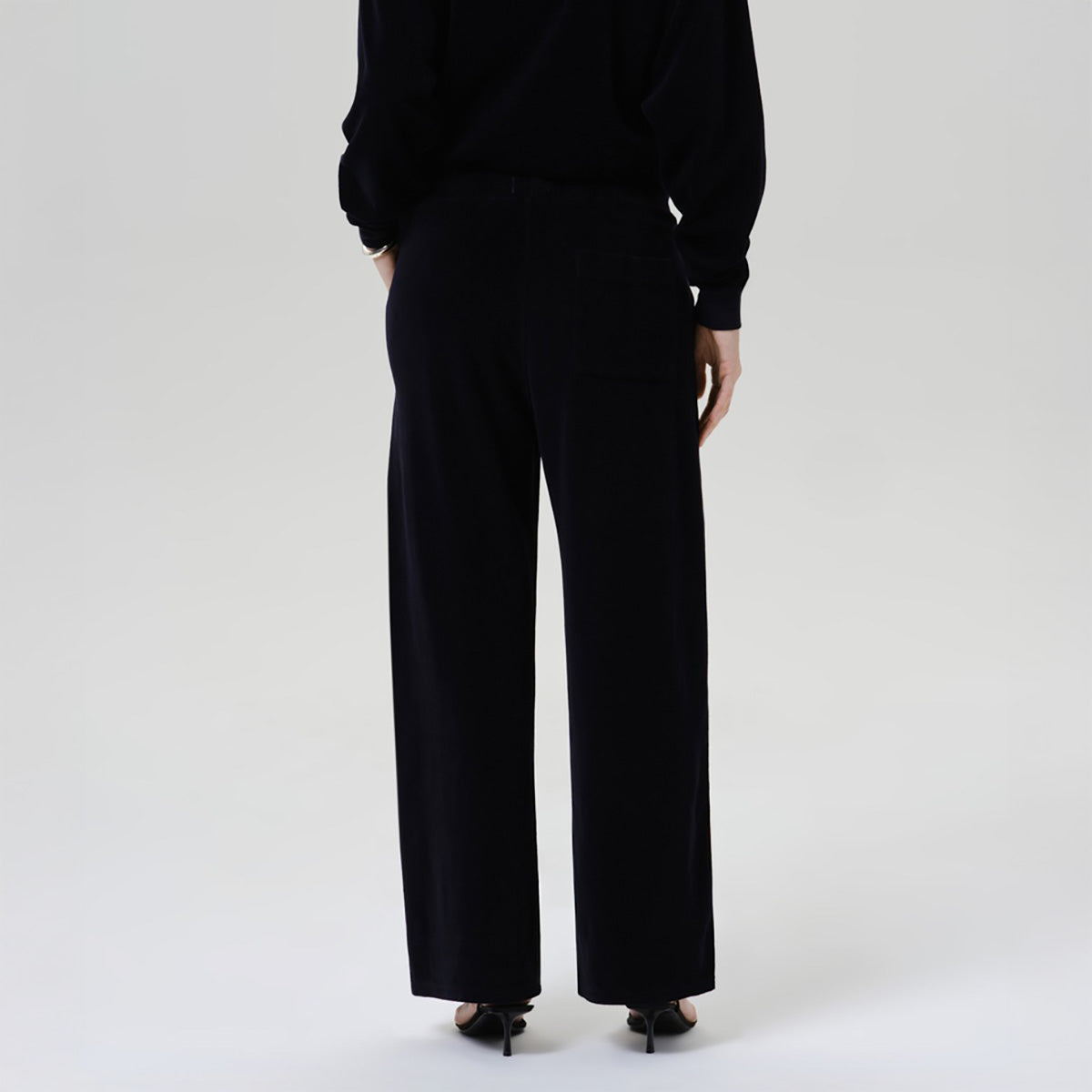 Brynn Velour Pant in Notte