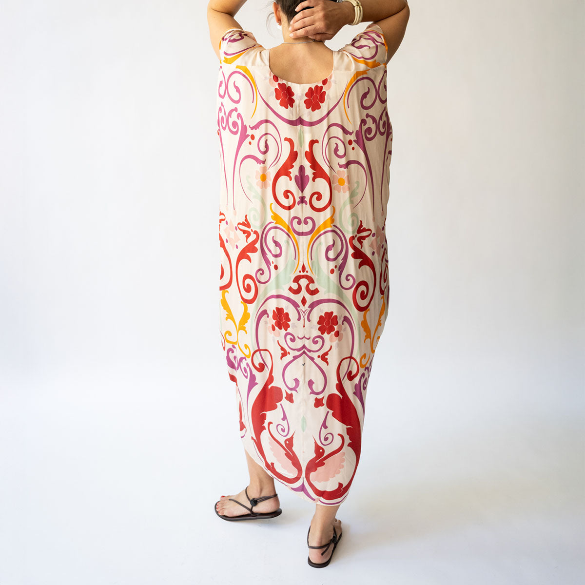 Knot Kaftan in Fileteado