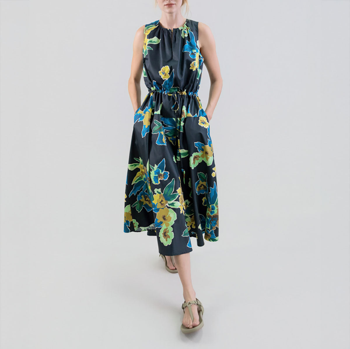 Sleeveless Floral Dress in Black