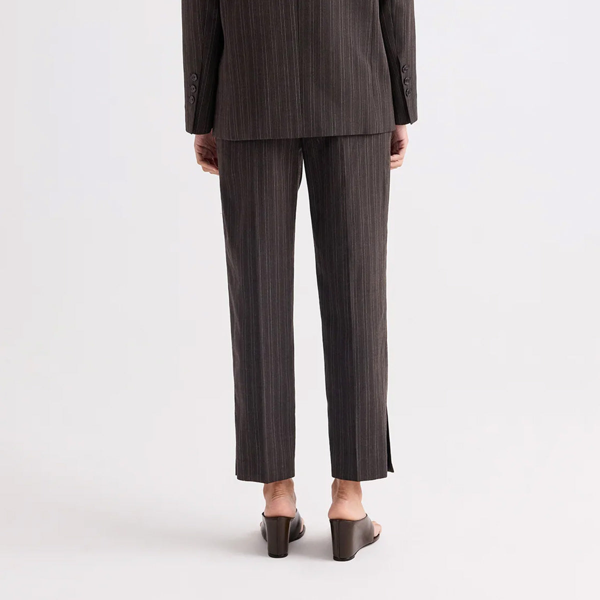 Roberts Pant in Dark Chocolate