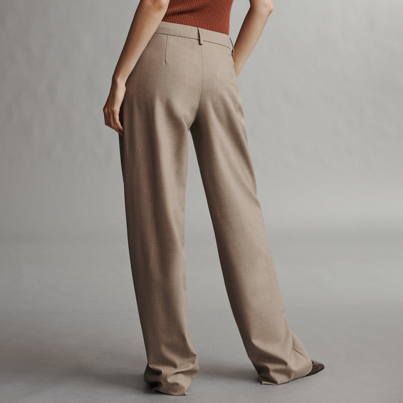 Elizabeth St. Trouser in Sandstone