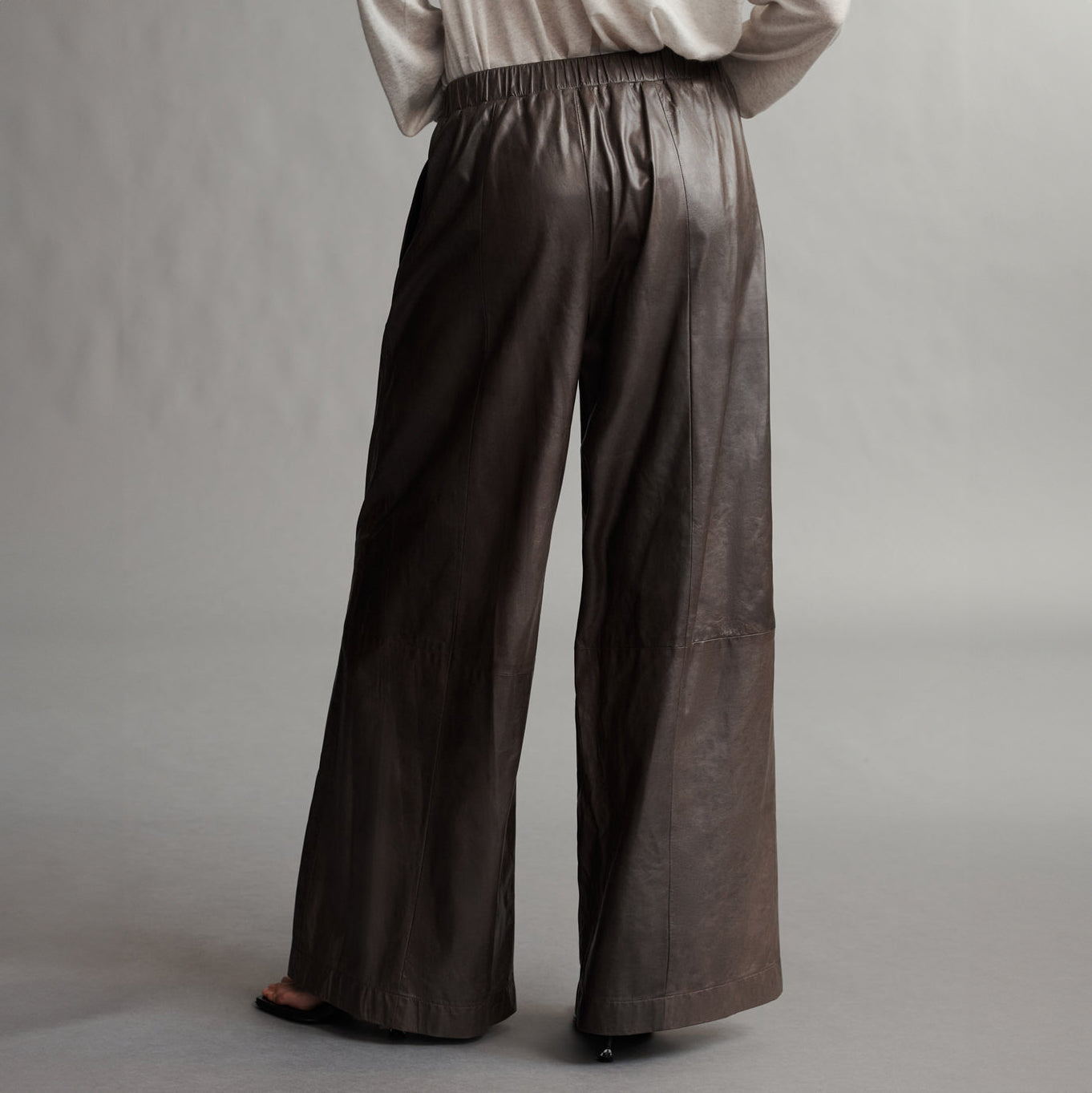 Eva Leather Trouser in Fudge