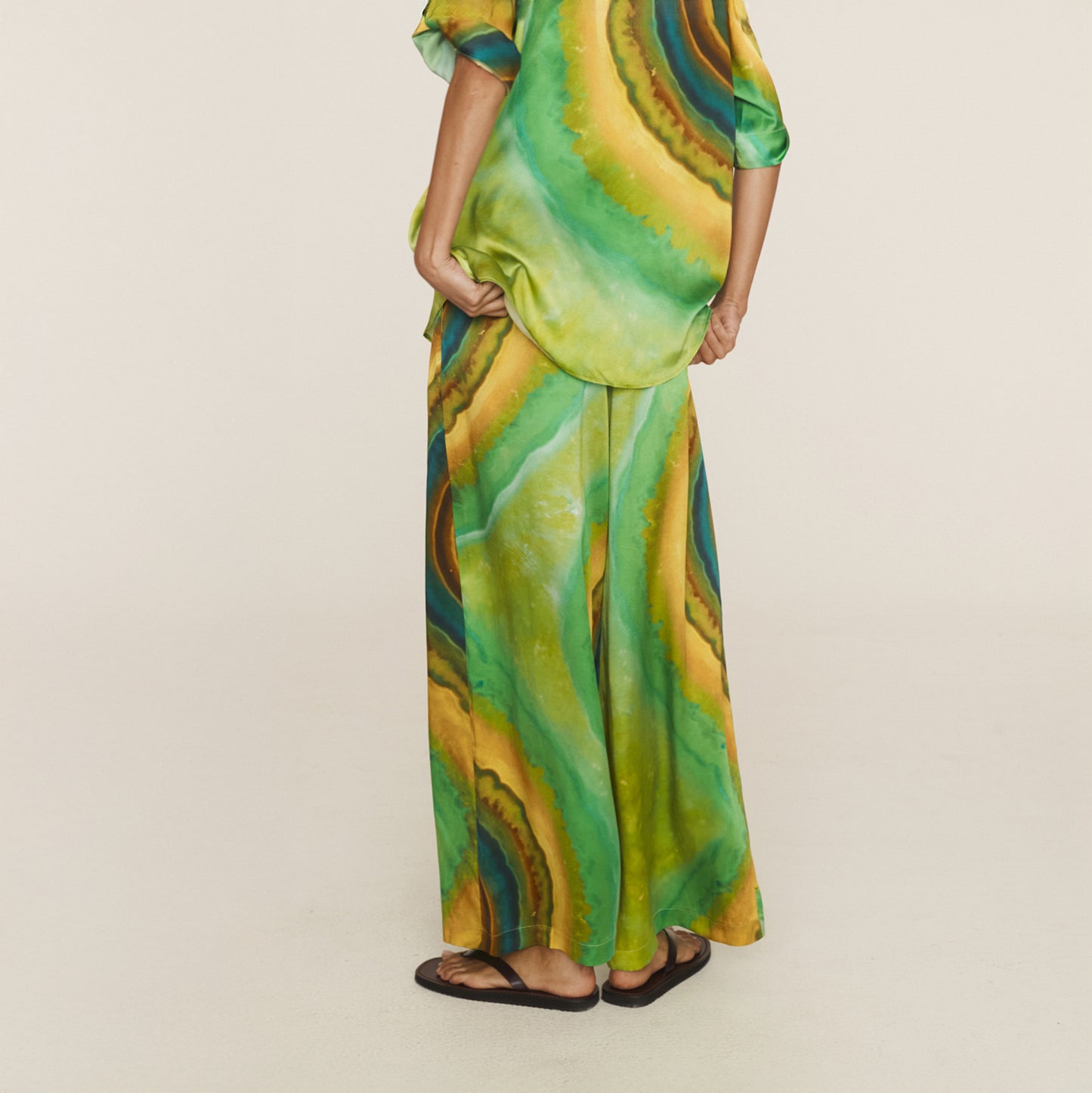 Iris Silk Pant in Green