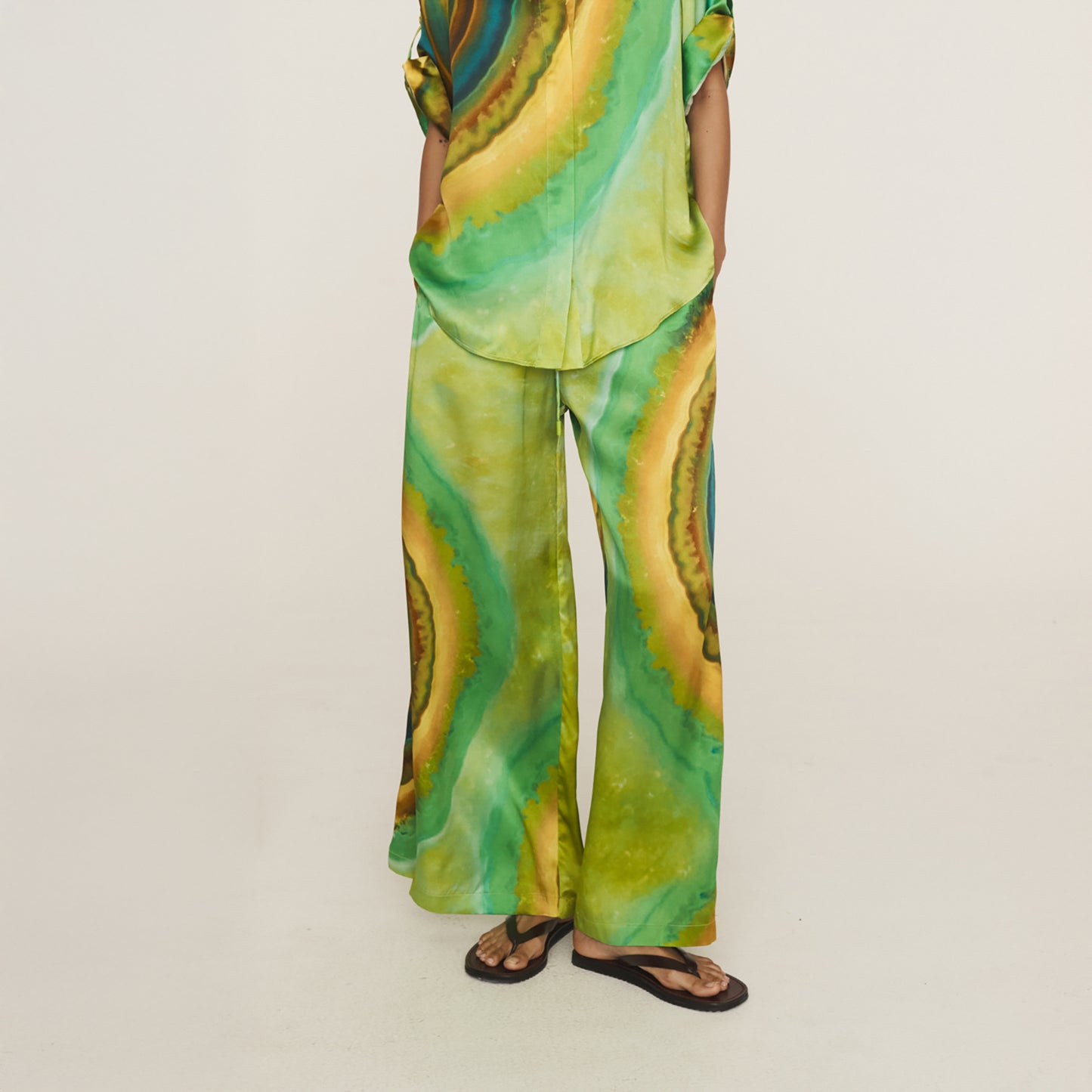 Iris Silk Pant in Green