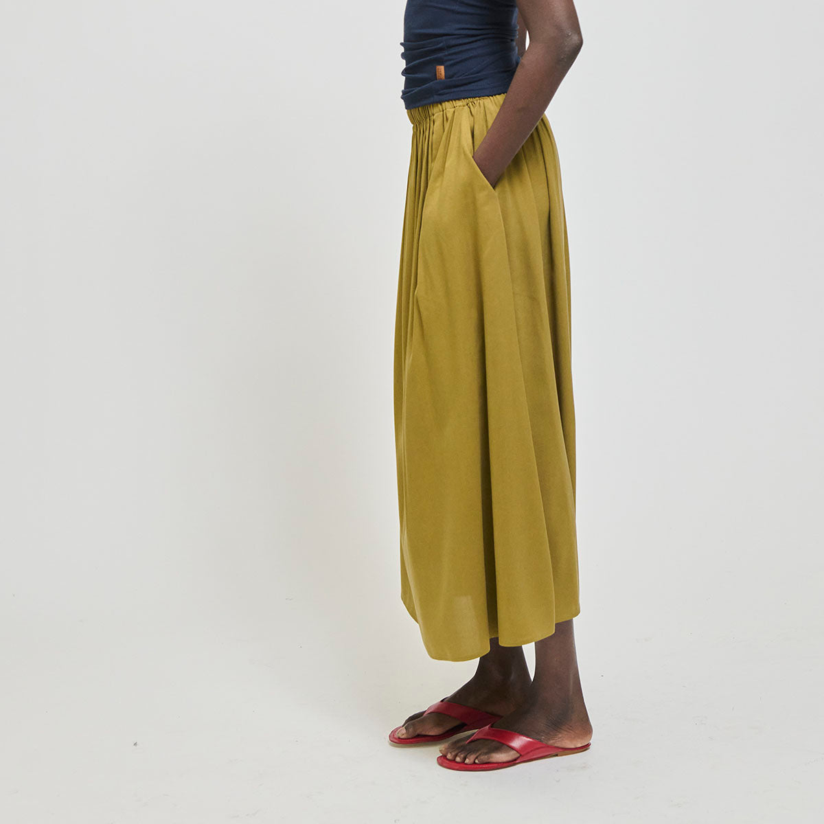 The Midi Swing Skirt in Avo
