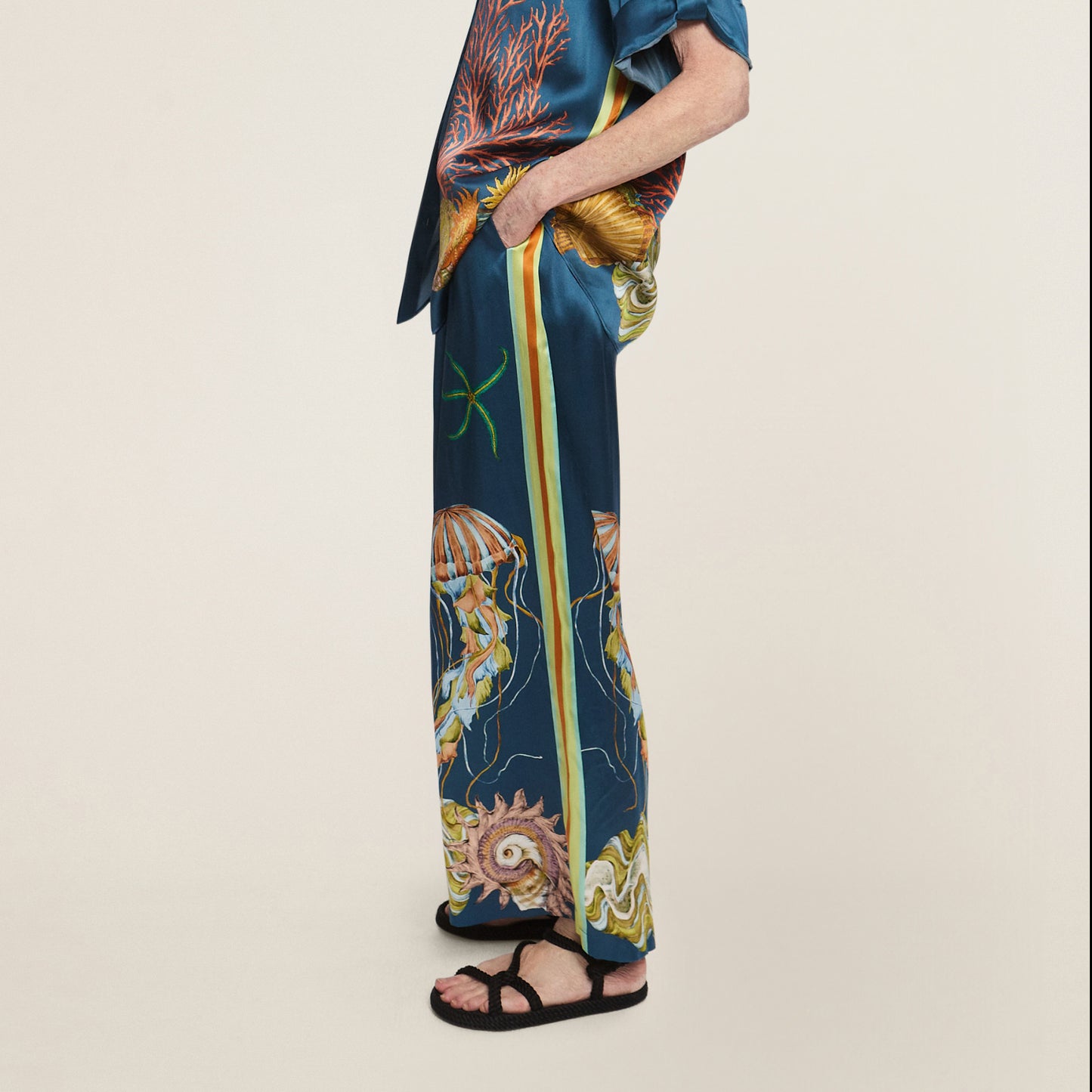 Dorian Silk Pant in Navy