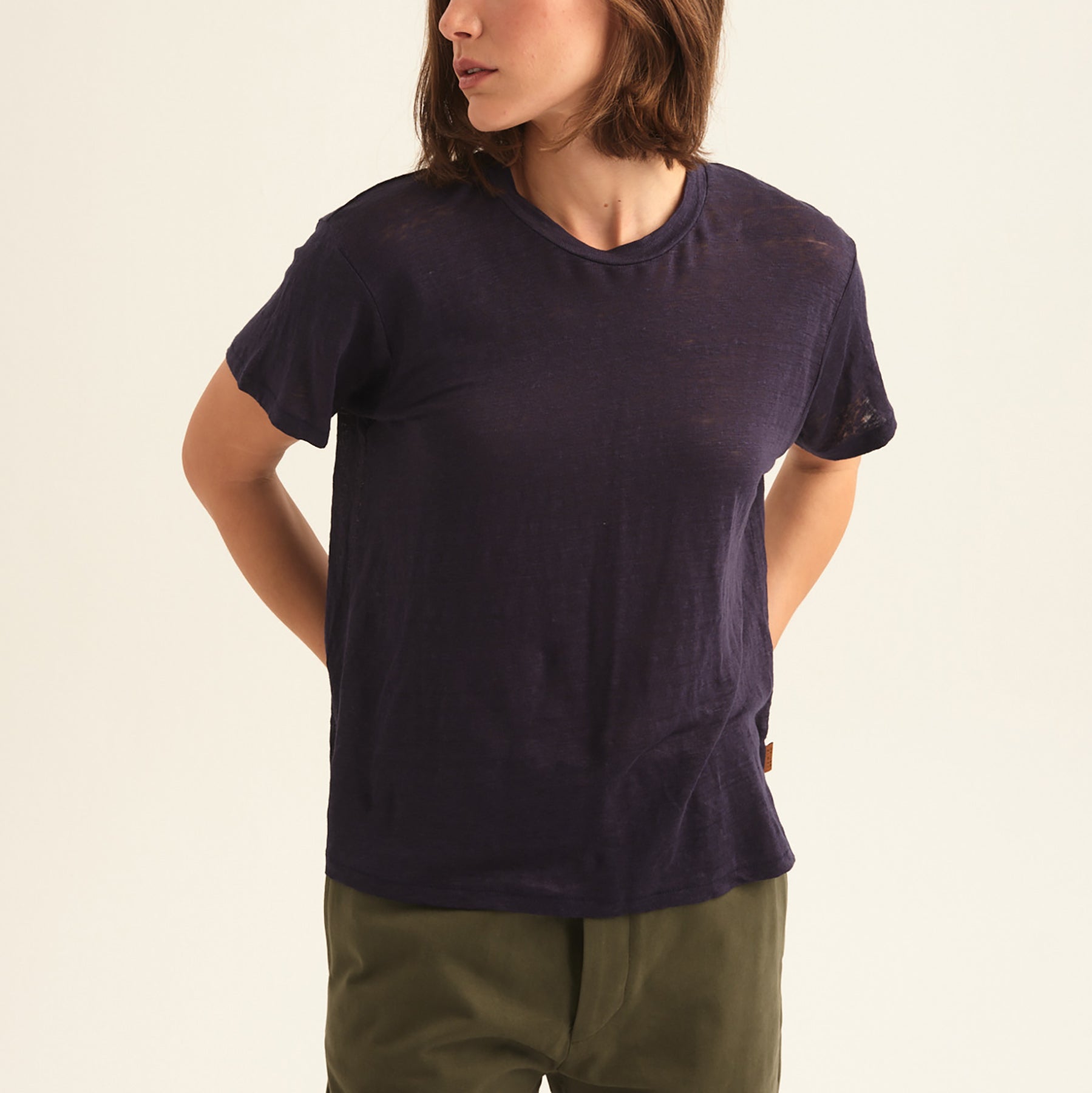 Chameleon Tee in Navy Linen