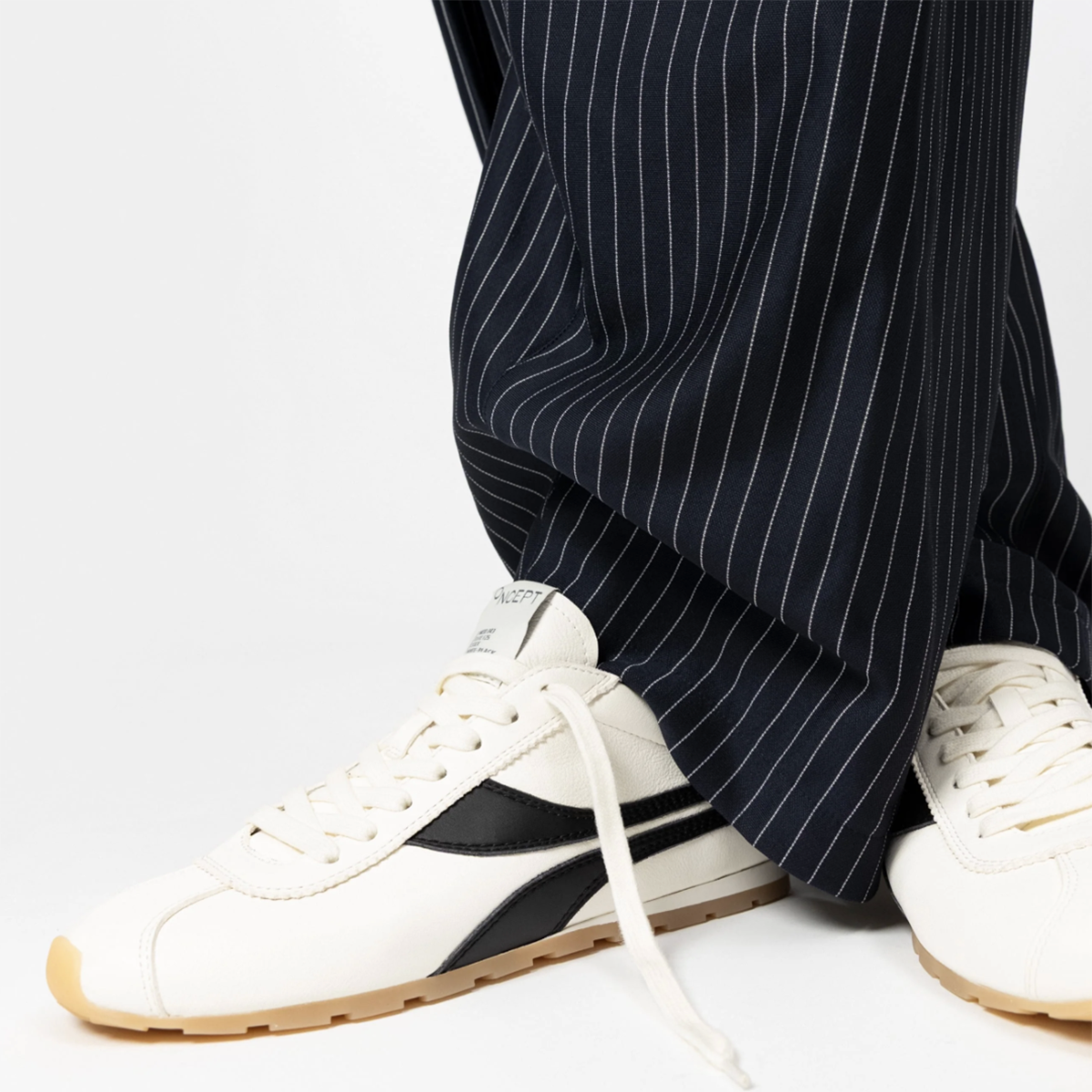 Essex Sneaker in White