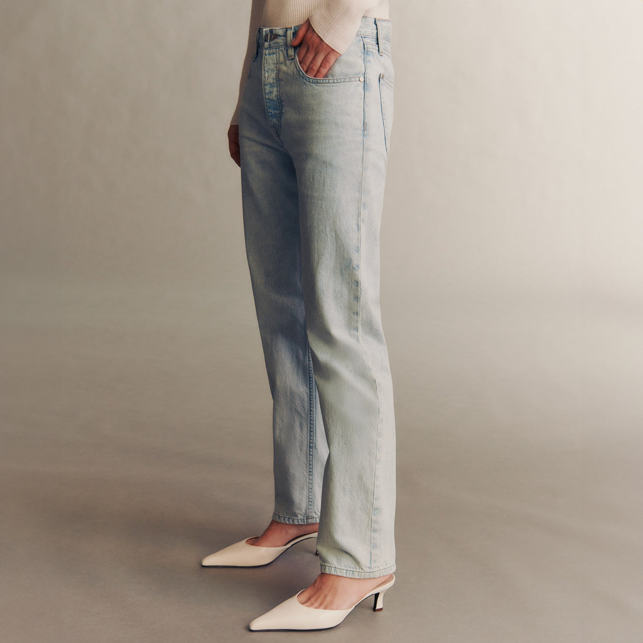 Soda Pop Jean in Light Wash