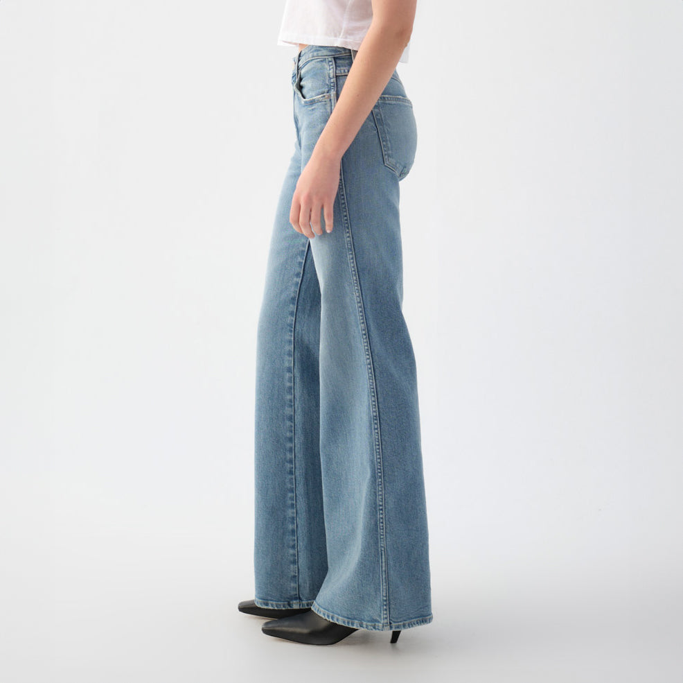 Anita Flare Jean in Eternal