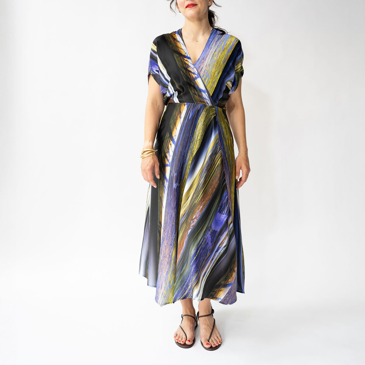 Long Aki Wave Dress in Multi