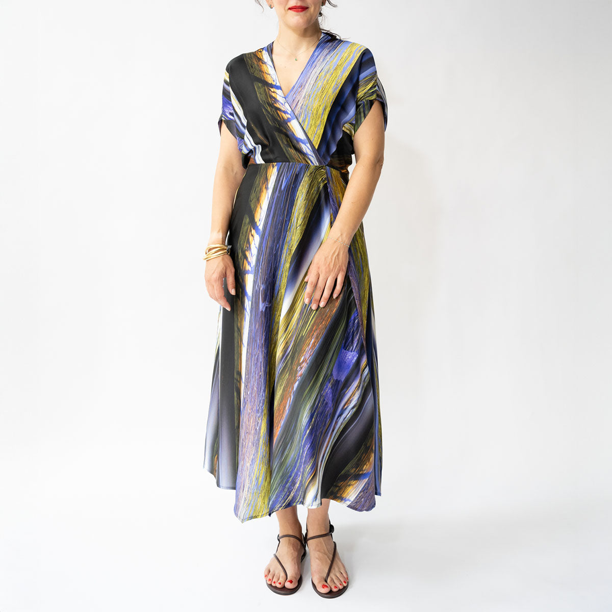 Long Aki Wave Dress in Multi