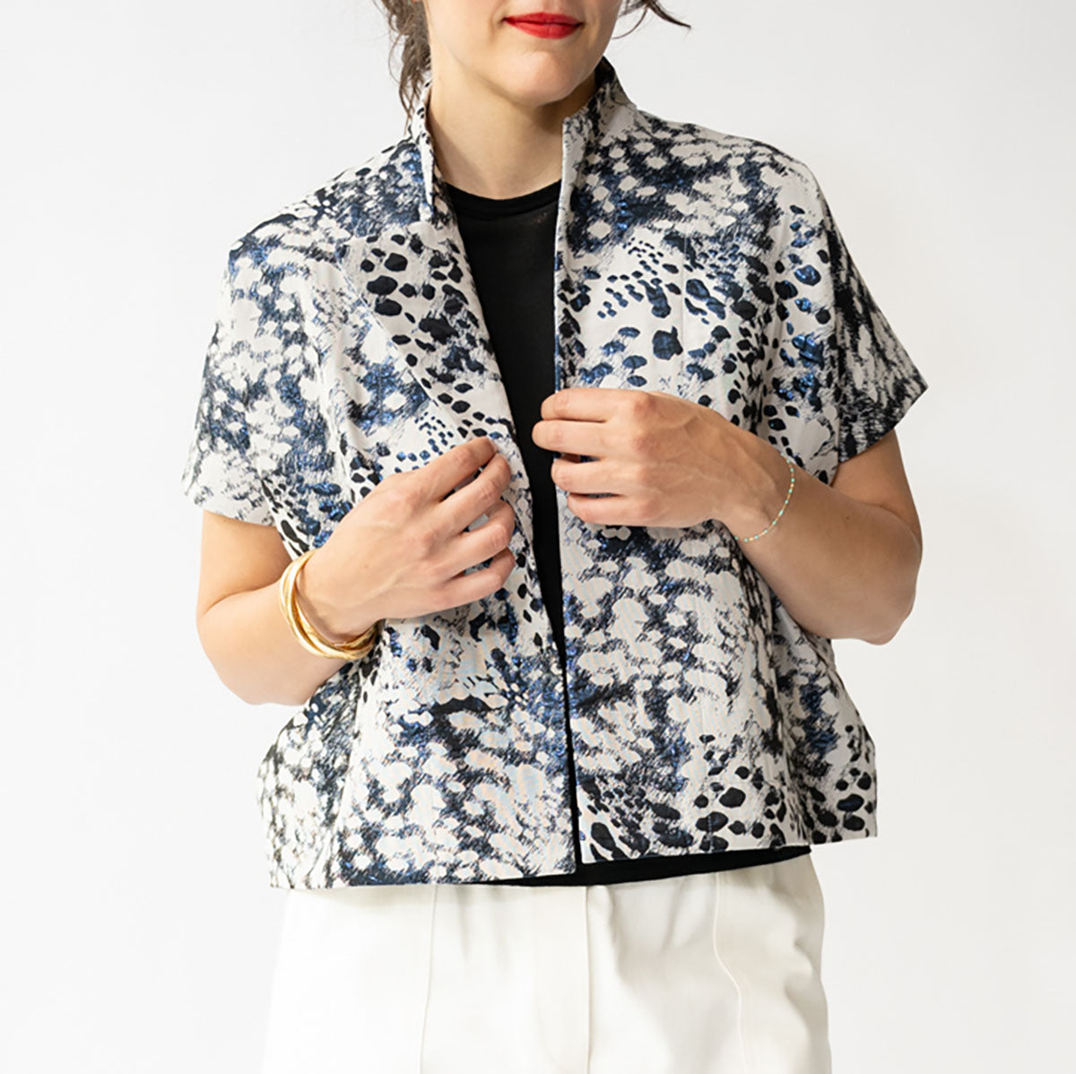 Edi Shrug in Blue