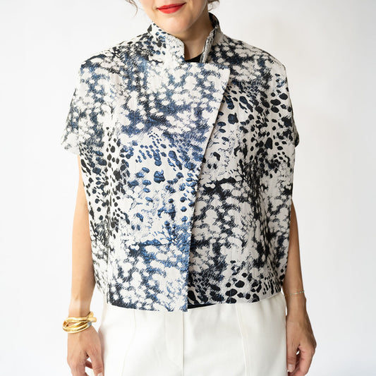 Edi Shrug in Blue