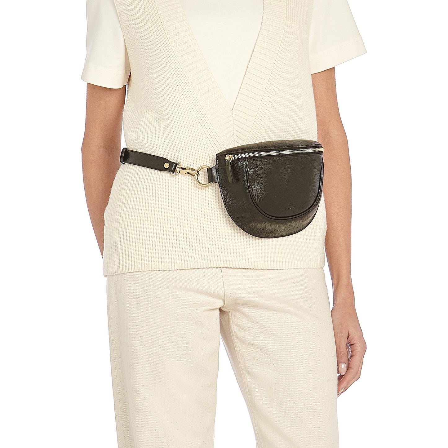 Oliveta Belt Bag in Black