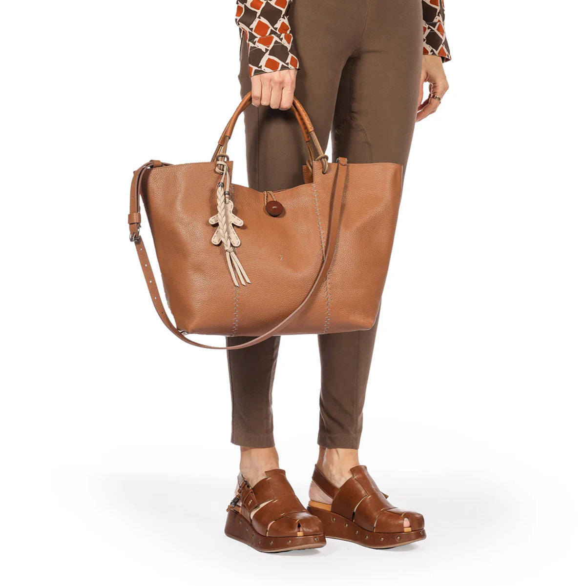 Betta Handbag in Cuoio