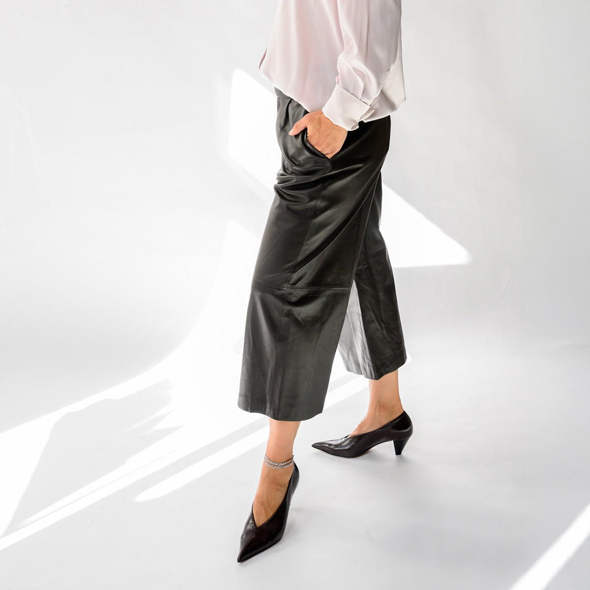 Bethany Pant in Coffee Bean