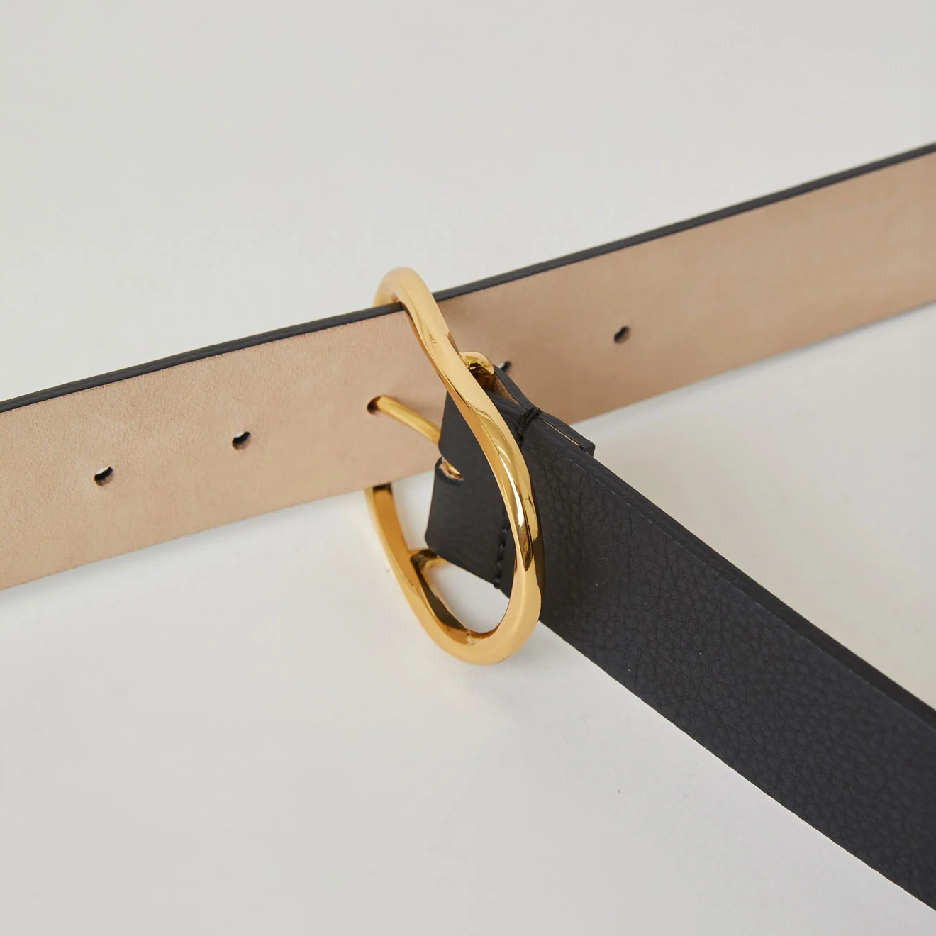 Kyra Leather Belt in Black