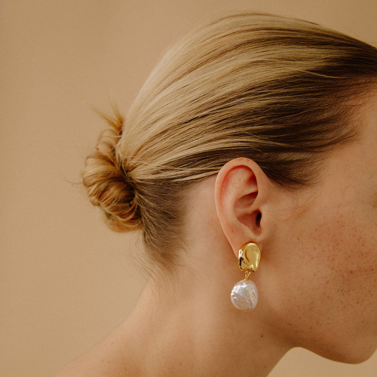 Coin Reflection Earrings in Gold