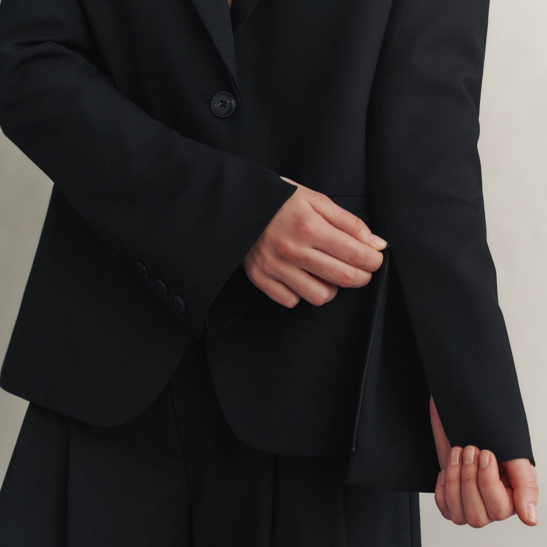 Wool Twill Boyfriend Blazer in Black