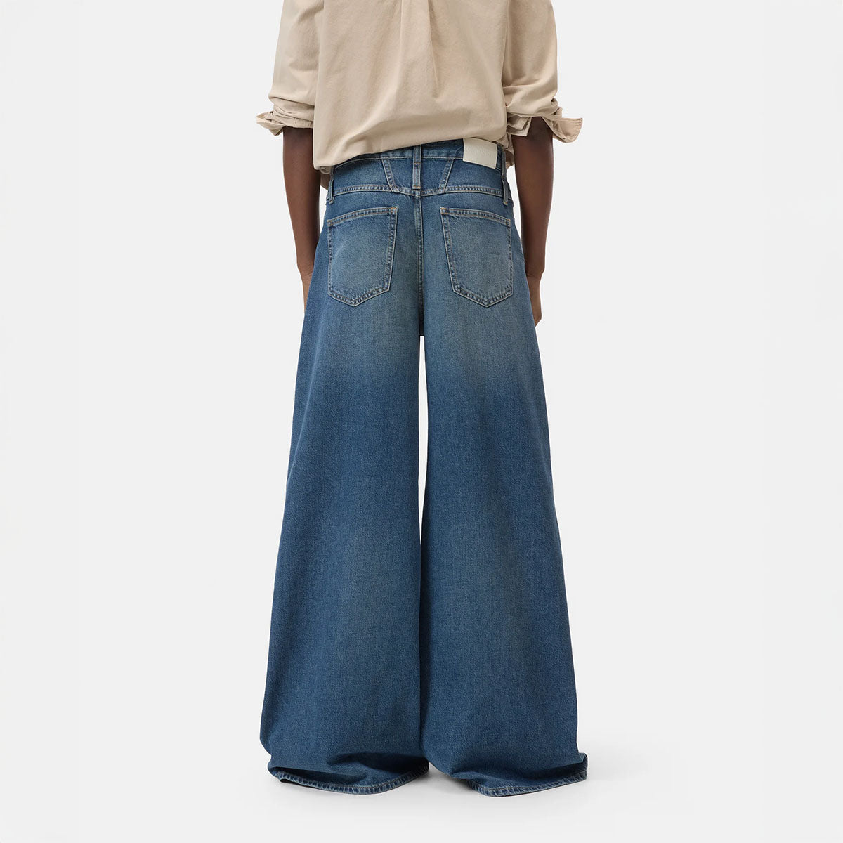 Zoya Jean in Dark Blue