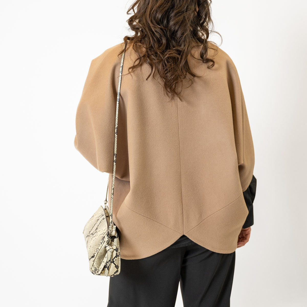 Rio Shrug in Camel