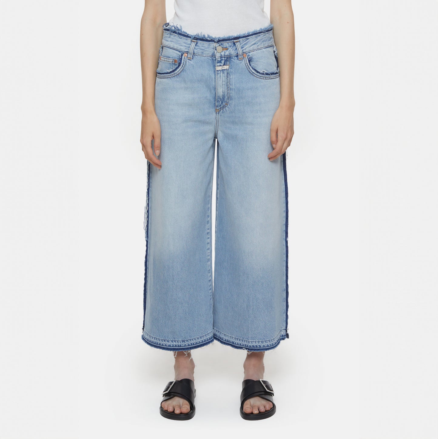 Lyna Relaxed Jean in Light Blue