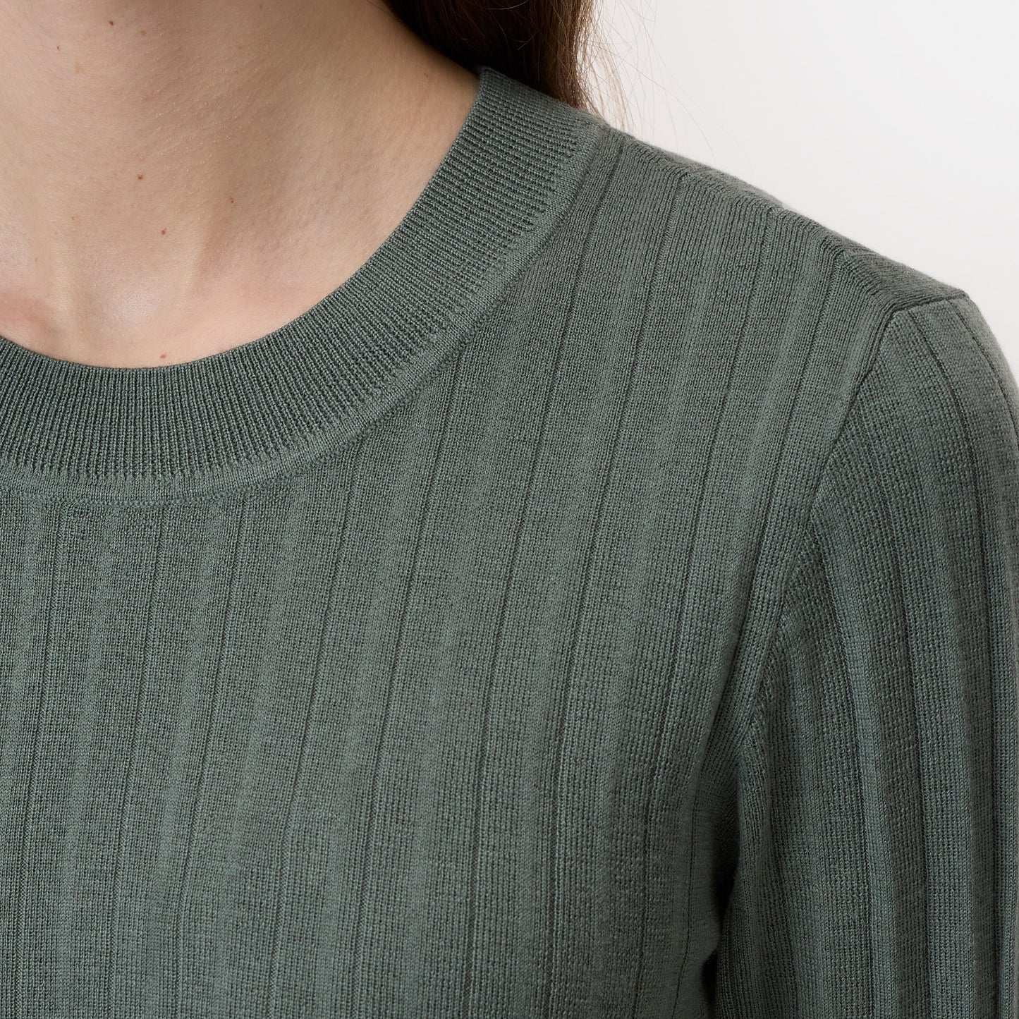 Long Sleeve Crew in Faded Green