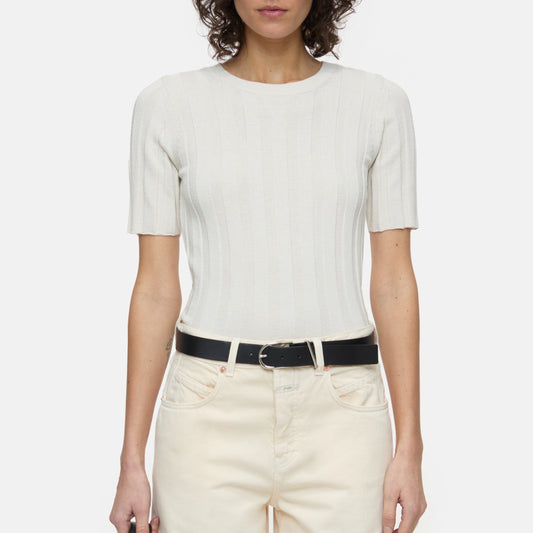 Short Sleeve Knit Tee in Ivory