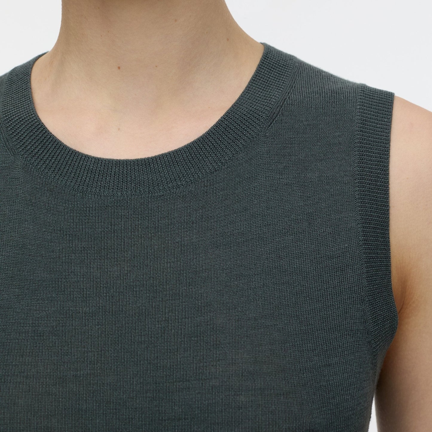 Sleeveless Knit Crew in Pini Green