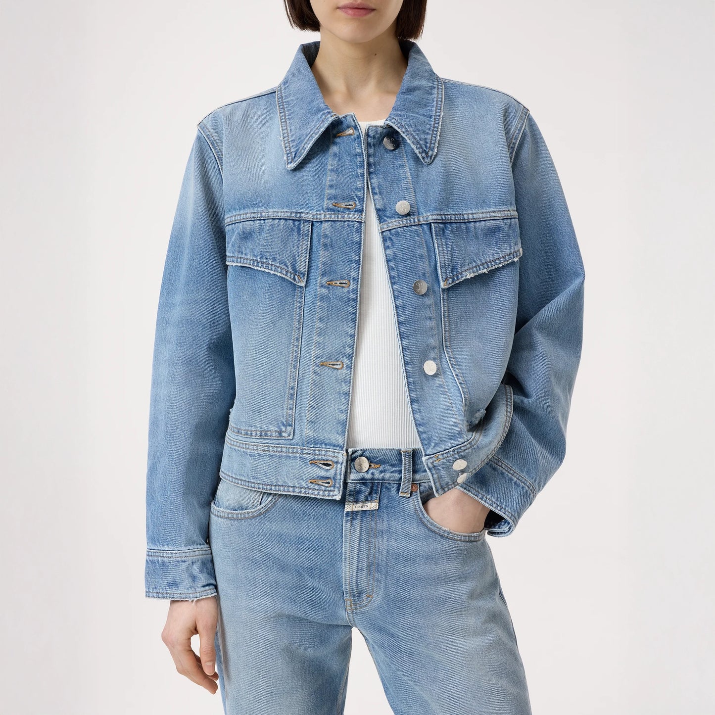 33º Denim Jacket in Mid Blue