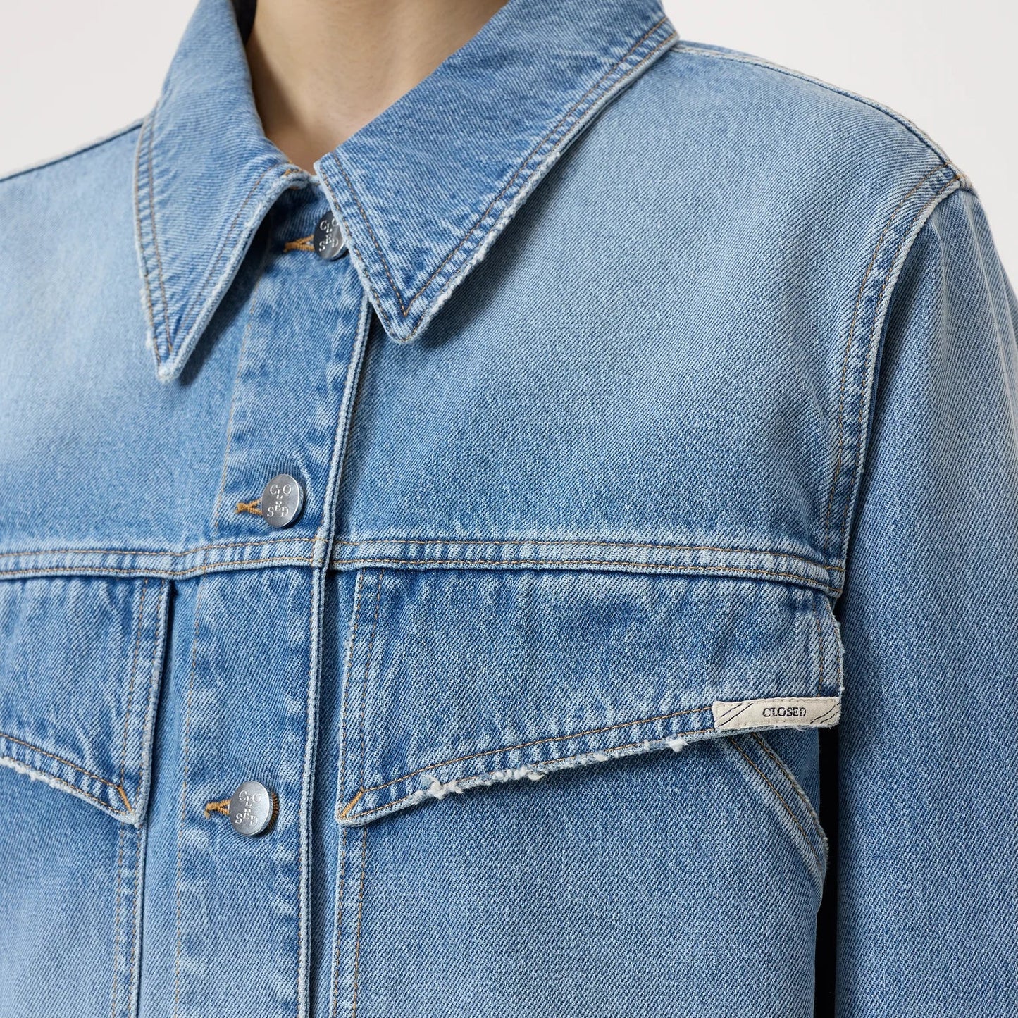 33º Denim Jacket in Mid Blue