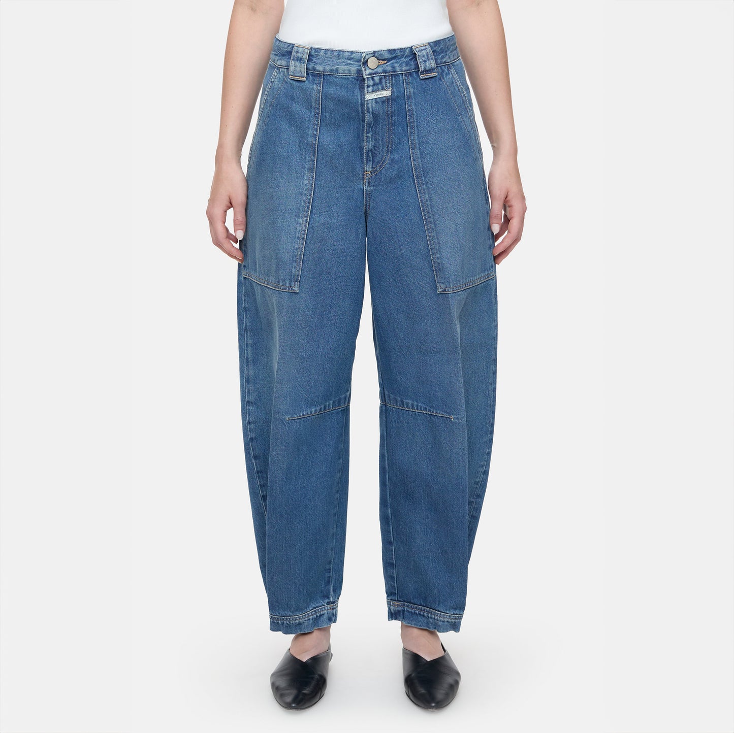 Rhannon Relaxed Jeans in Mid Blue