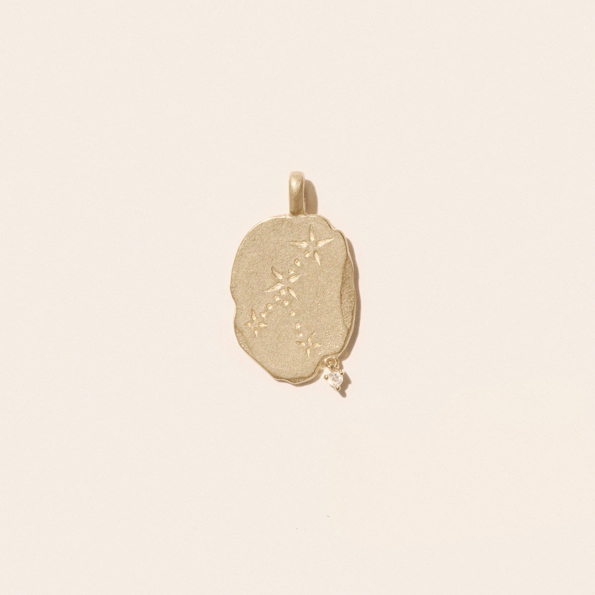 Cancer Pendant in 9K Yellow Gold